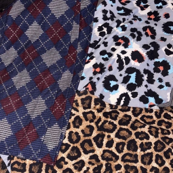 Patterned Scarves Set - Picture 1 of 4